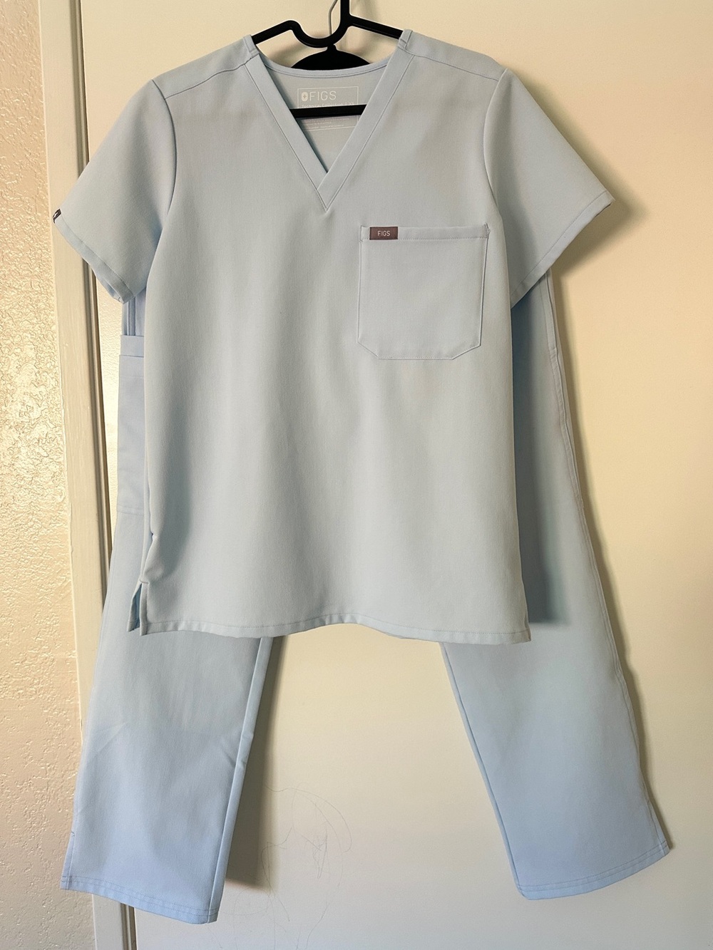 Figs Scrub Set